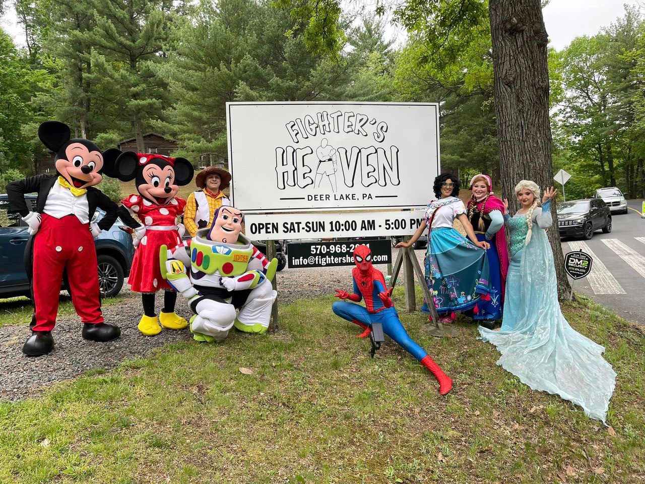 Disney Characters Raise Money for Local Charity